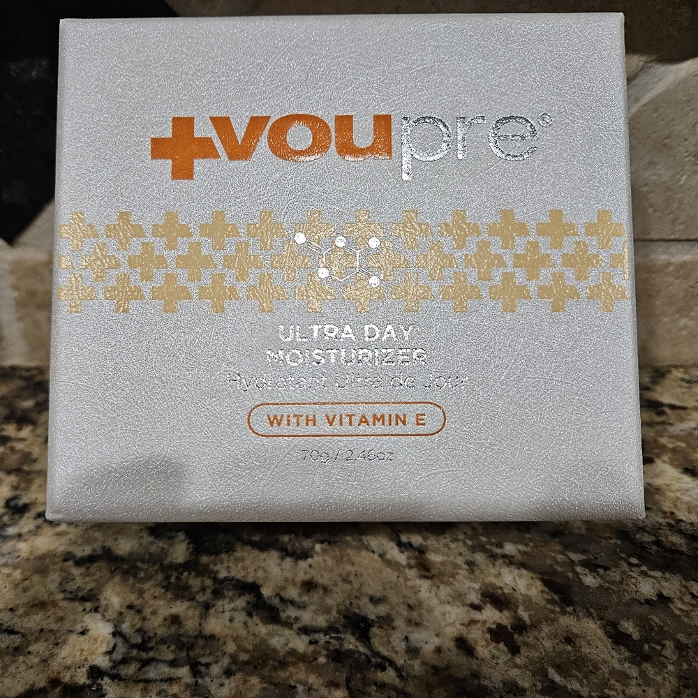 VouPre Ultra Day Moisturizer